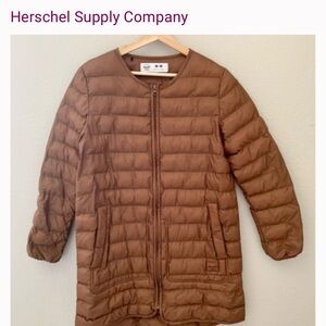 Herschel Supply Company Women's Tan Puffer Jacket. New without tags. Never worn